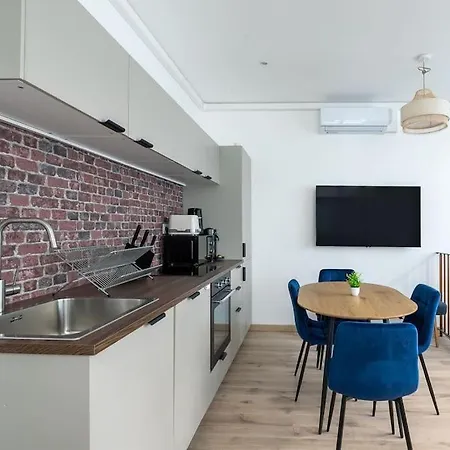 Apartment New 2 Br- 2 Bedroom In 15 Eiffel Clim *